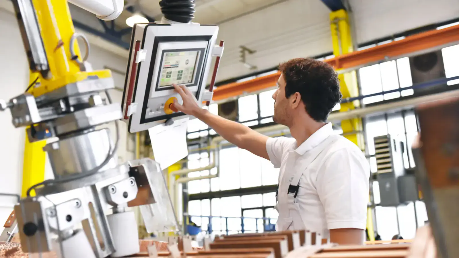 Creating a Sustainable Display Panel Industry through Recycling Supply Chain for Glass and Rare Metals