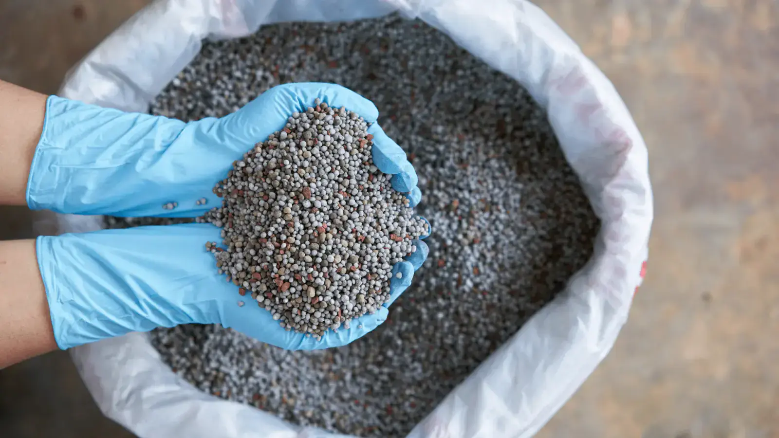 Sustainable Agriculture Chemicals: Balancing Crop Nourishment and Ecosystem Health