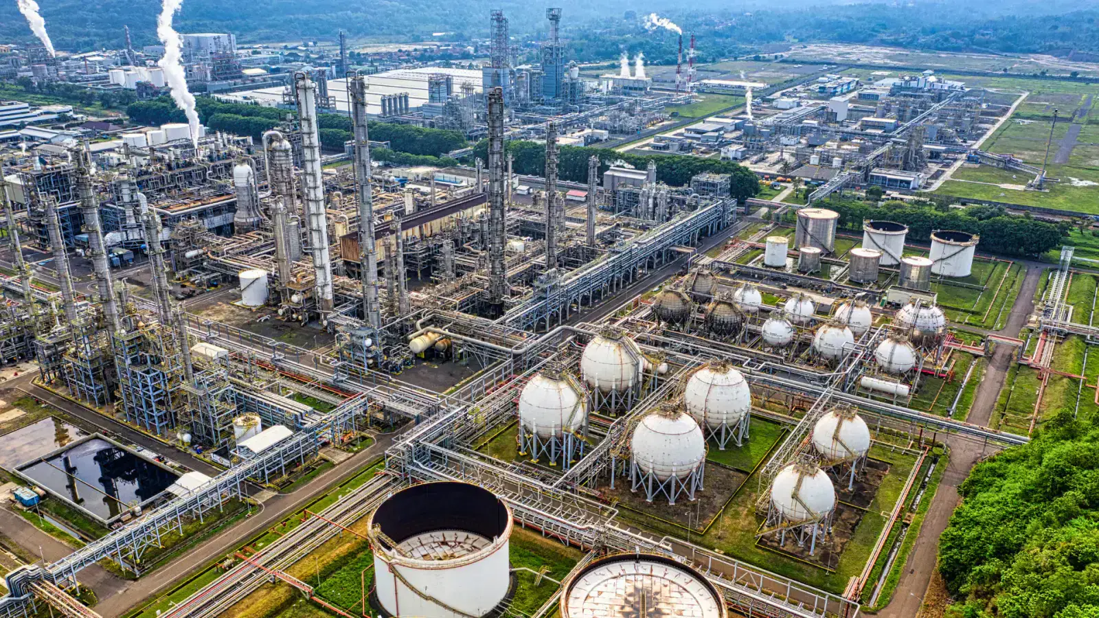 Digital Twins: Transforming Chemical Plants Operations with IoT
