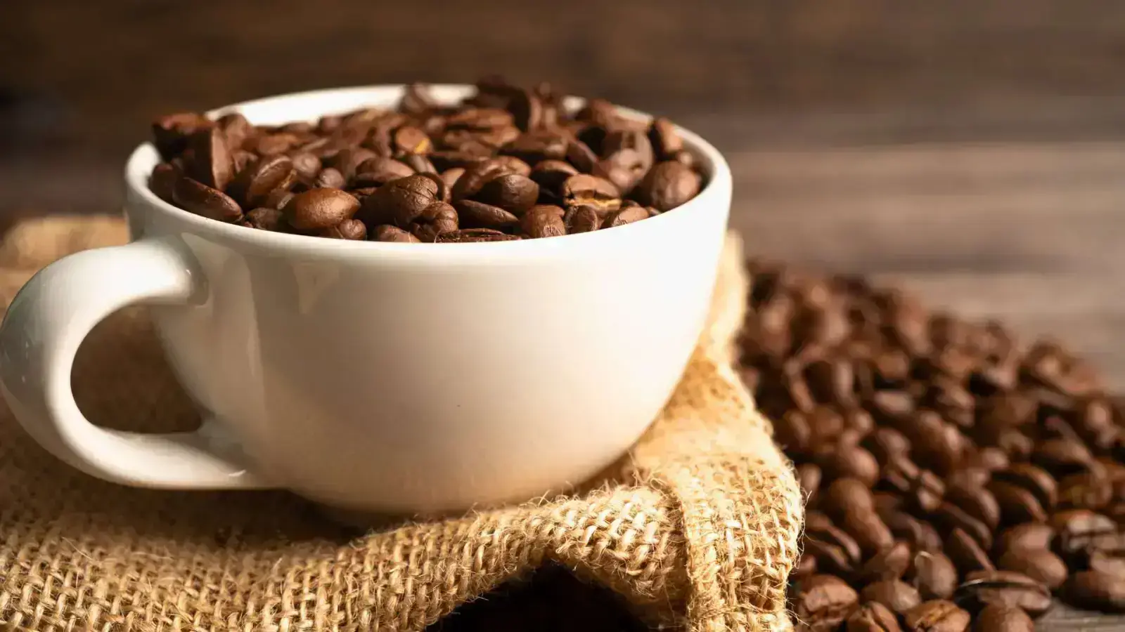 Sustainable Beverages: A Guide to Fair Trade and Organic Drinks