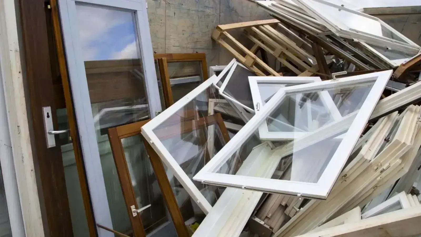 Transforming Waste Into Beauty With Recycled Glass Windows