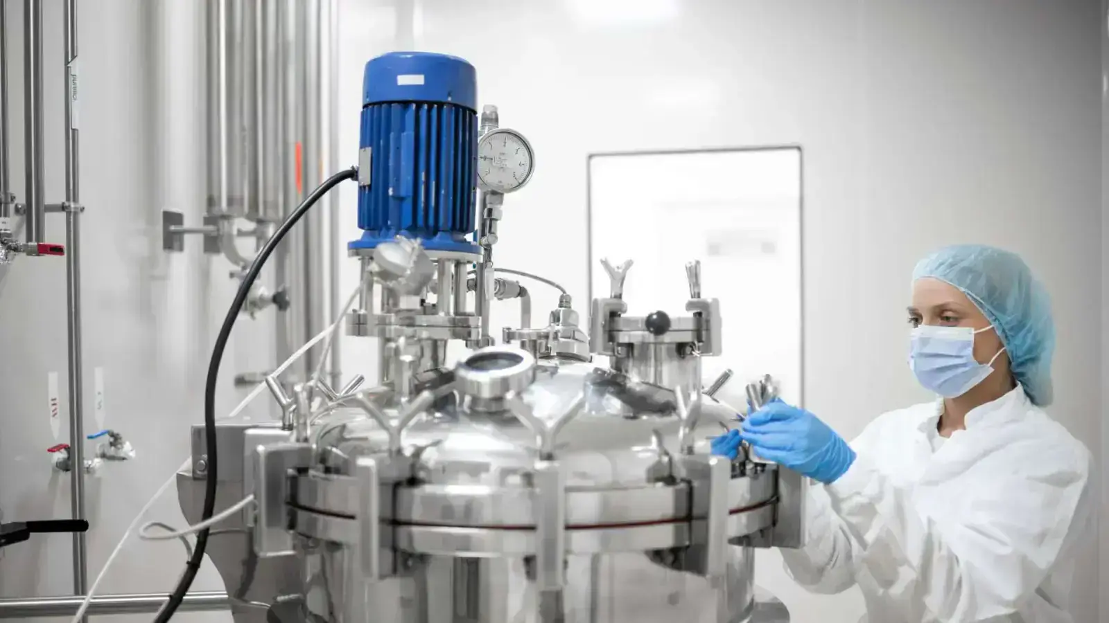 Decarbonizing Chemical Manufacturing: Catalysts & Innovations